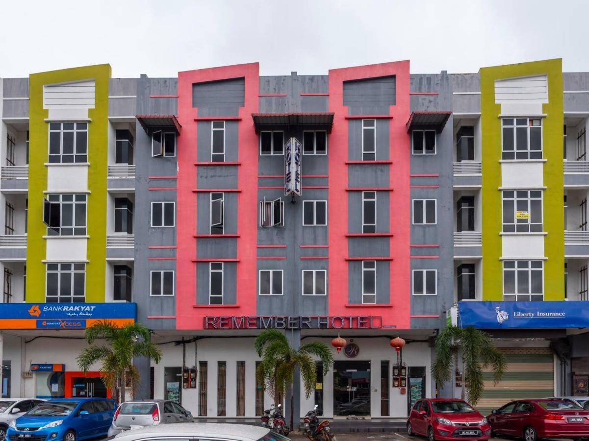 Remember Hotel Bukit Gambir Zewnętrze zdjęcie