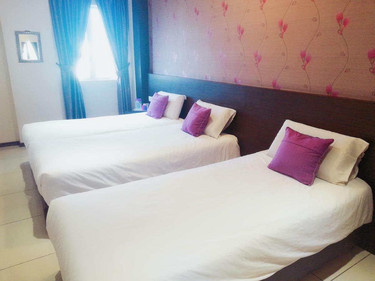 Remember Hotel Bukit Gambir Zewnętrze zdjęcie