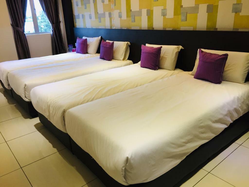 Remember Hotel Bukit Gambir Zewnętrze zdjęcie